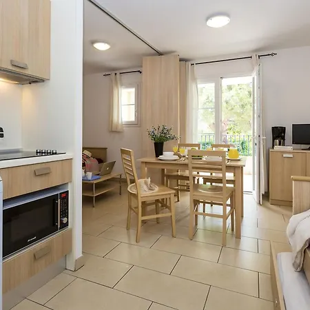 Odalys Les Voiles Blanches 2*