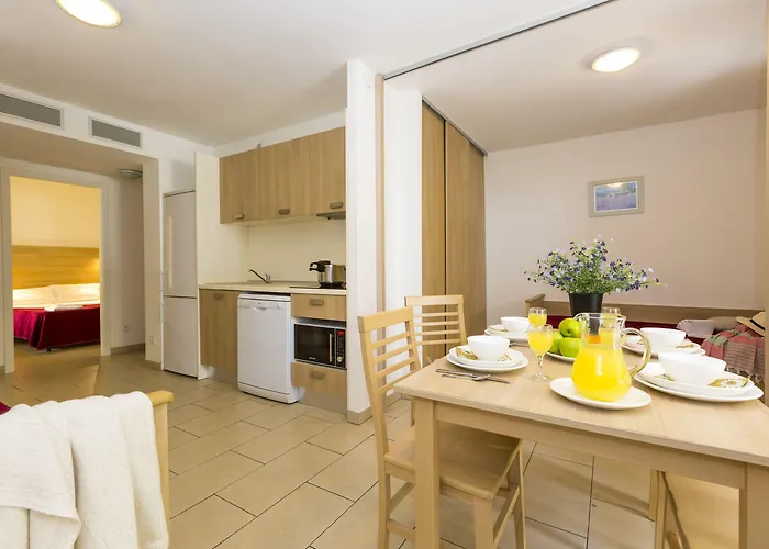 Odalys Les Voiles Blanches 2* Solenzara